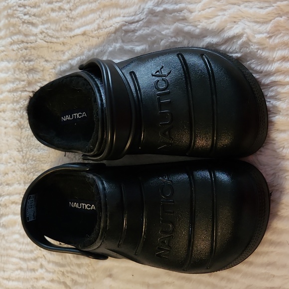 NAUTICA "Croc - like" clogs - Picture 1 of 2